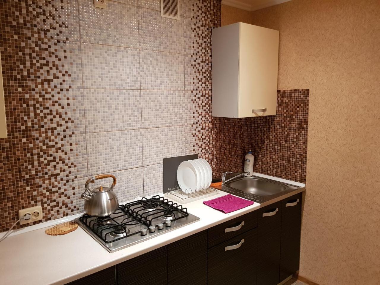 Apartment At Zhukova Street Баранавичи Екстериор снимка